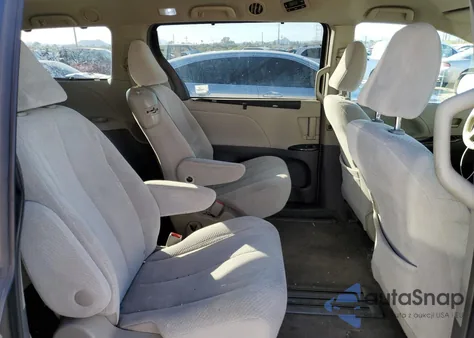 2013 Toyota Sienna Le from USA, damaged, VIN 5TDKK3DC5DS351479